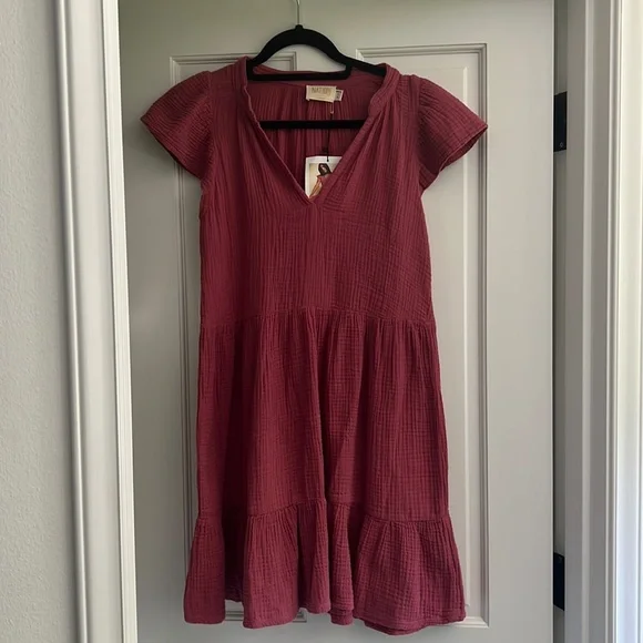 Brand new with tags - Picture 1 of 4